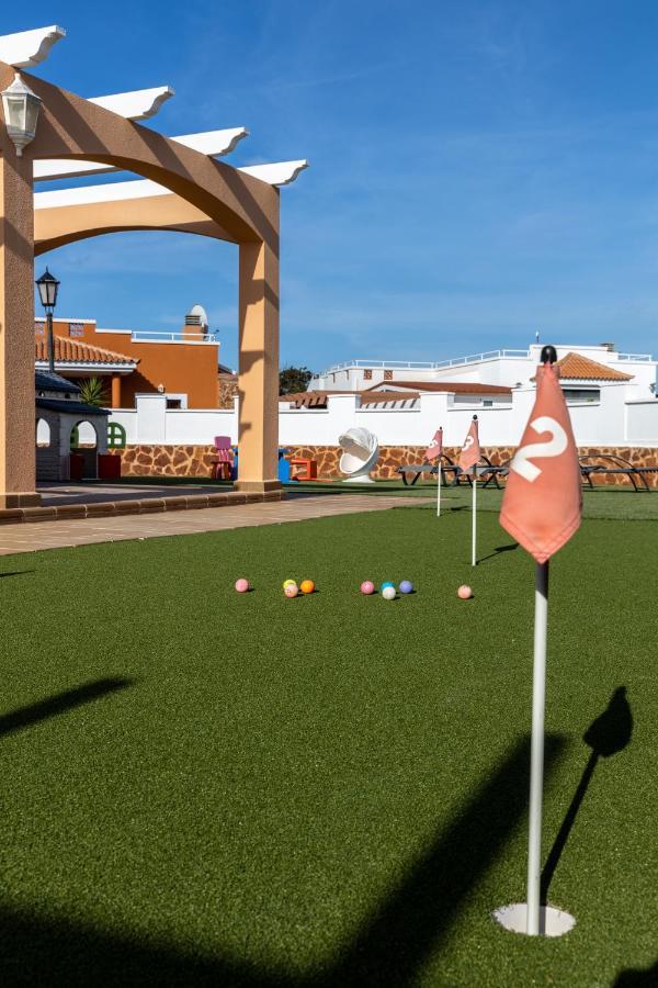 Perfect For Family Holidays With Private Pool, Near Beach And Golf- Villa Ashley Costa De Antigua Exterior foto